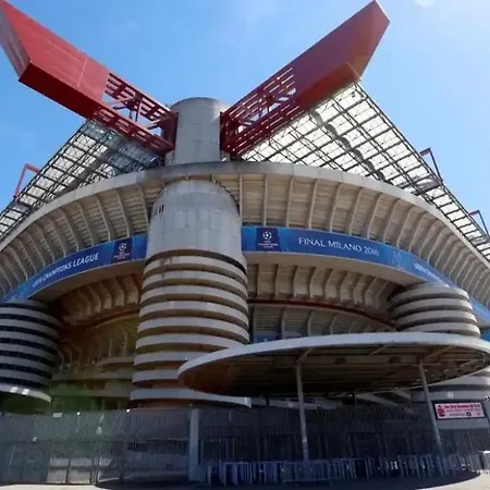 20 Off Garibaldi Eleganza * Milan