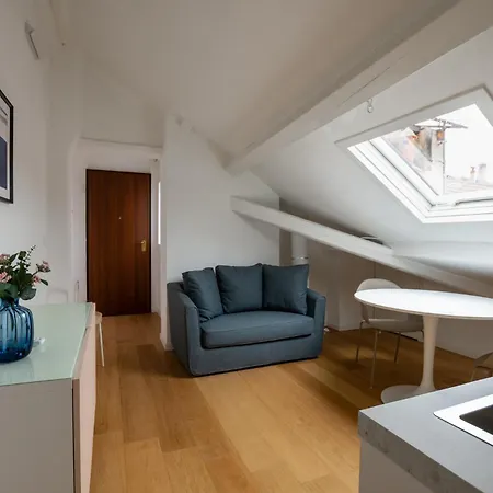 Apartman Via Crespi Attic *