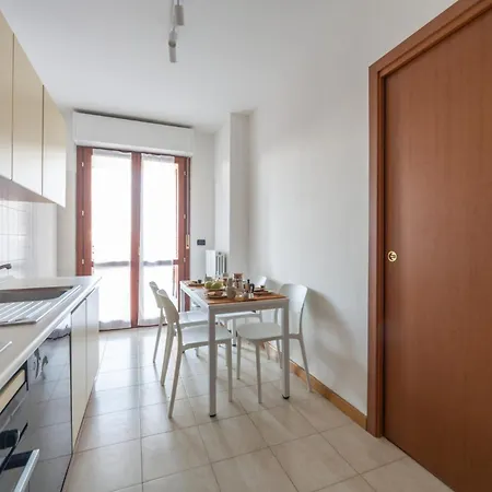 Апартаменты Modern Oasis Opposite Bosco Verticale