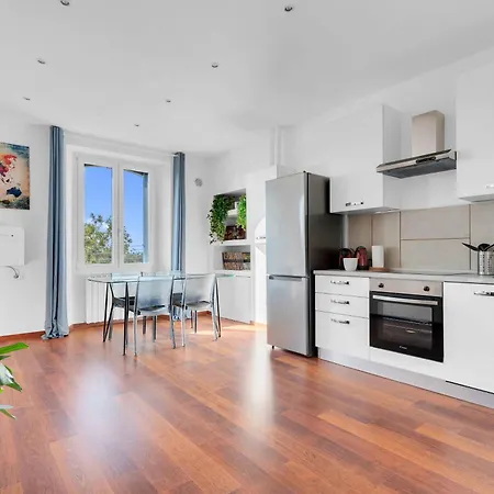 - Porta Venezia View Апартаменты