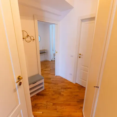 Casa Soperga, Corso Buenos Aires, Loreto, Apartamento Milão