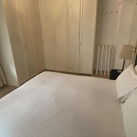 29 * Milánó