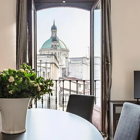 Apartment Elegant 2 Bedrooms Near Duomo *