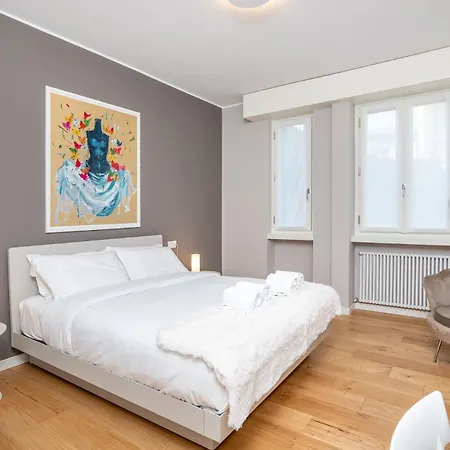 شقة Luxurious & Spacious Flats In Duomo ميلان