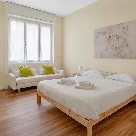 Apartman House San Siro M5 2 Netflix Milánó