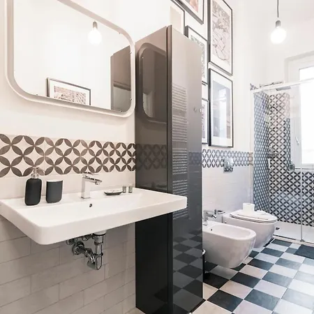 Easylife - Elegante Bilocale Con Terrazzo * Milan