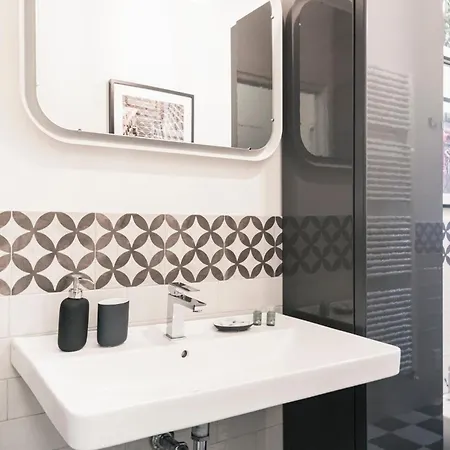 Easylife - Elegante Bilocale Con Terrazzo