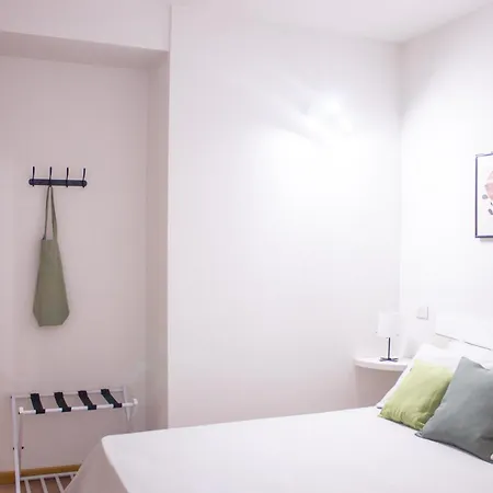 Urban Living - Navigli Bocconi Lägenhet