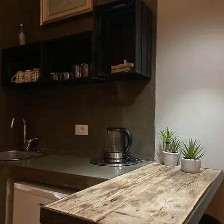 卡吕普索酒店 *