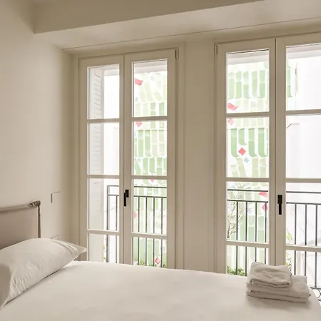 Youhosty - Medici 5 Apartment *