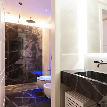 Youhosty - Medici 5 Apartment *