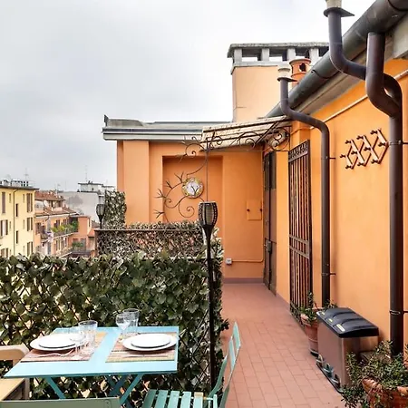 Mini-penthouse With Terrace - Design&fashion District Apartment Milan