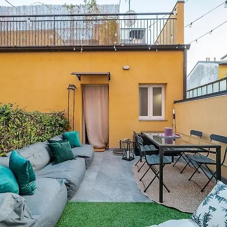 فيلة Duomo - Jacuzzi E Terrazzo - Cinema - Free Parking - Gym