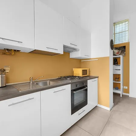 Mo117 -loreto- Duomo-large - View Of - Apartment Milan