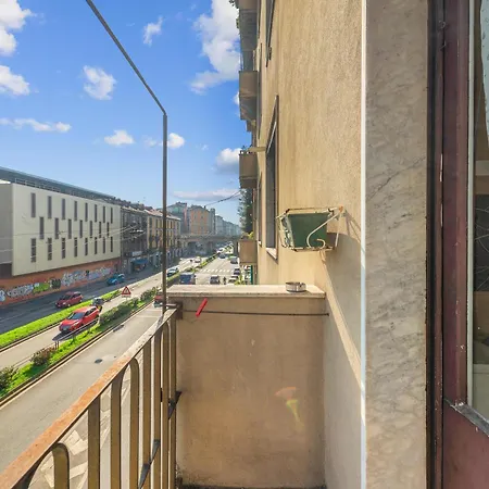 Apartment Mo117 -loreto- Duomo-large - View Of - Milan