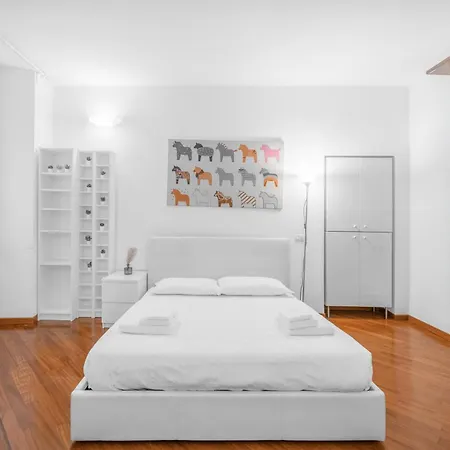 Homely Flat St Lorenzo Milan