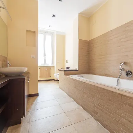 Apartment Design With Terrace In Mailand