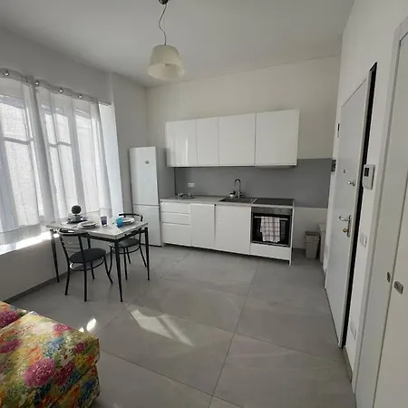 Apartament Baroni B - Free Private Parking-wi- Fi And A-c