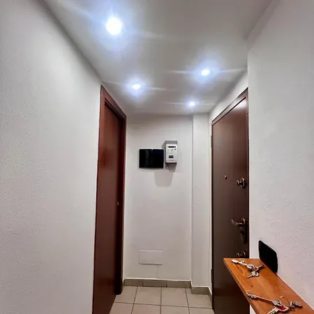 Umi 24 Apartment