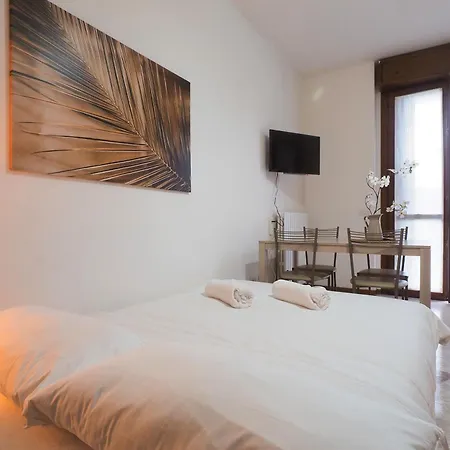 Apartment Primopiano - Comasina *