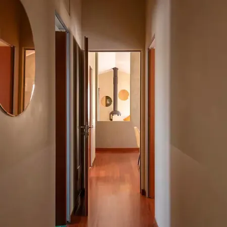 4 Bedroom With Terrace - Duomo View 아파트 밀라노