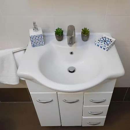 Candiani C2 Bilocale Apartment Milan