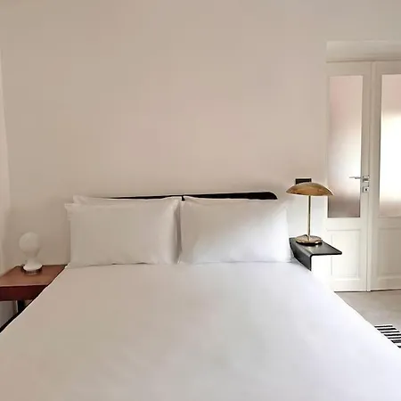 Meravigli Apartman