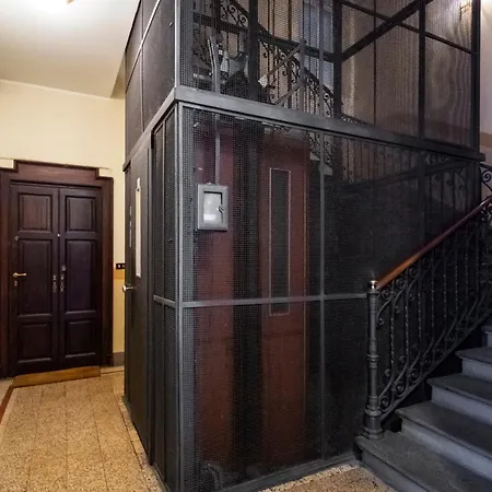 Real Jewel In Cadorna ميلان