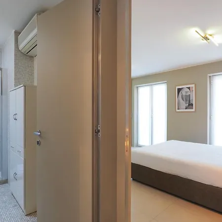 Elegante, Spazioso E Silenzioso Nel Cuore Di Apartament