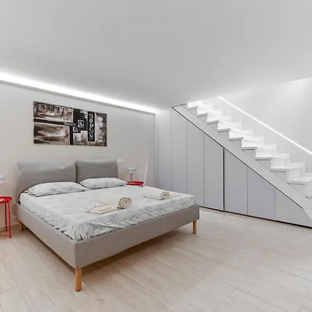 Two-story Cozy Loft - Rho Fiera - San Siro Holiday home *