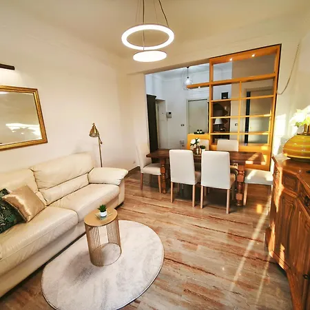 Elegant View Flat Adjacent Metro