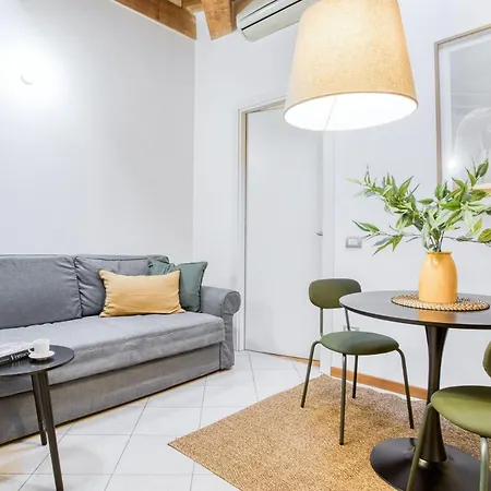 Easylife - - Buonarroti 9 - Citylife Milán