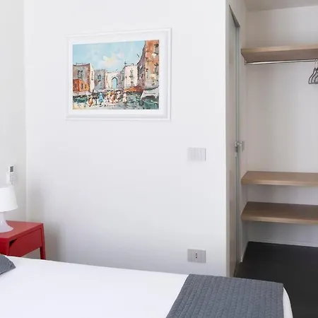 3-bedroom Design House San Babila-tricolore-m4 Apartment *