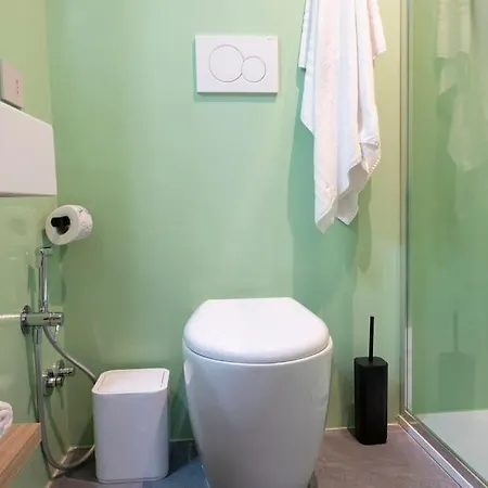 3-bedroom Design House San Babila-tricolore-m4 Apartment *