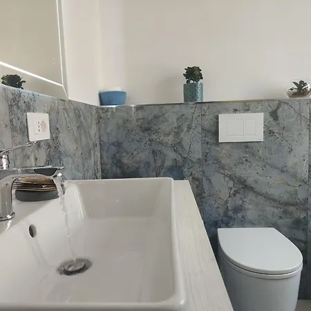 Alojamento de Acomodação e Pequeno-almoço Urban Milão