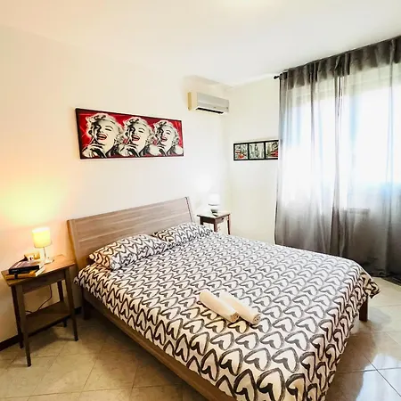 Apartment Very Large With Terraces In Navigli Milan