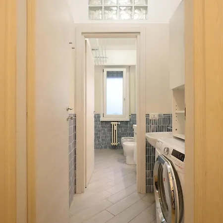 Eri-kasa Apartman Milánó
