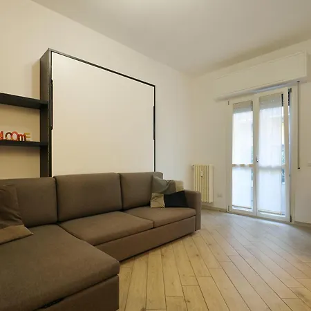 Eri-kasa Apartman Milánó