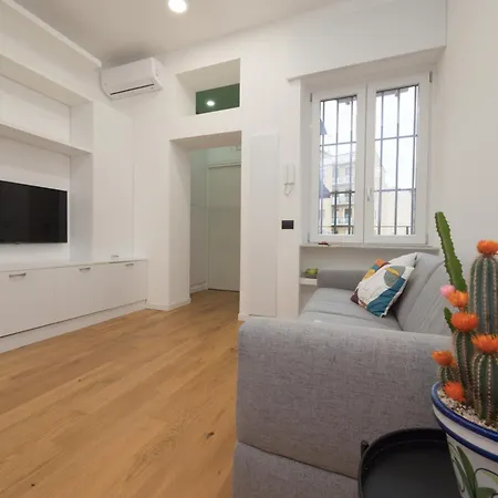 Isola-garibaldi Newly Renovated 1 Bedroom By Rentopolis Apartment Milan