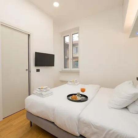 Apartment Isola-garibaldi Newly Renovated 1 Bedroom By Rentopolis *