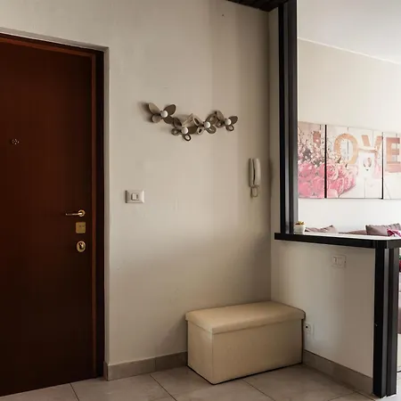 Apartment Youhosty - Populonia 10 Milan