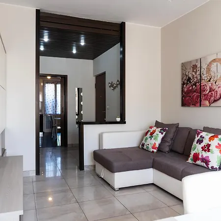 Apartment Youhosty - Populonia 10