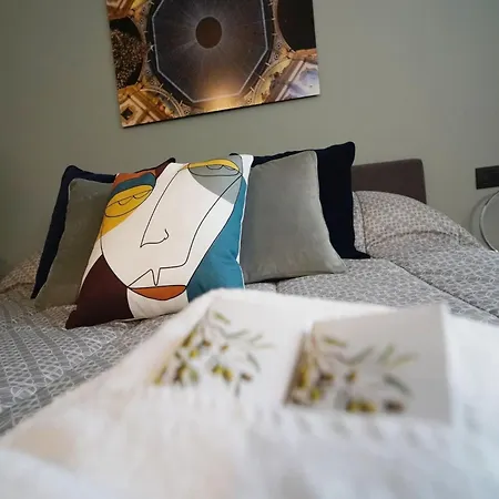 Candiani E1 Bilocale Apartment Milan