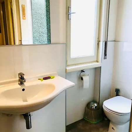 Apartment De Amicis