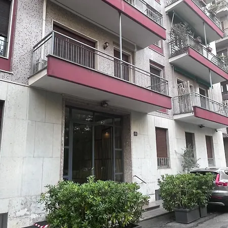 De Amicis Apartment