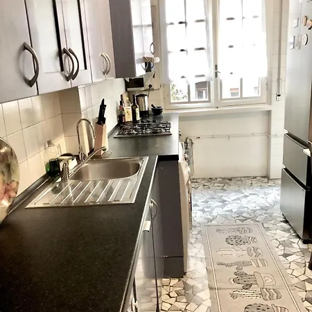 De Amicis Apartment Milan