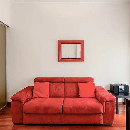 Elegant - Brera Moscova Duomo ミラノ