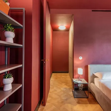 The Nine - B Apartment