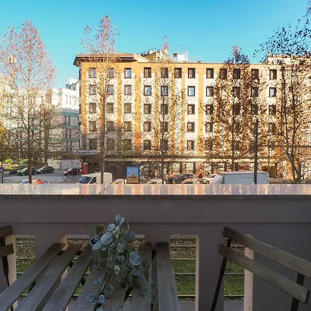 Apartament Primopiano - Certosa 105 *