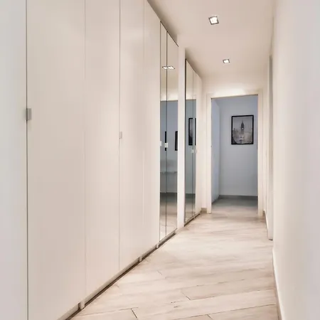 Apartmán Wonderful Near Station - Daniele Milán